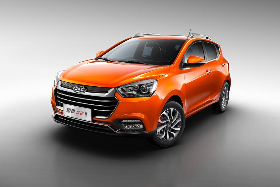  JAC Refine S2 2016 года  (фото 5 из 6)